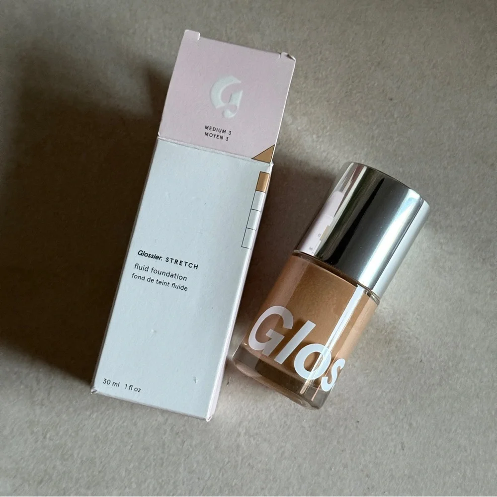 Glossier Stretch Fluid Foundation Medium 3 New in Box Clean Makeup